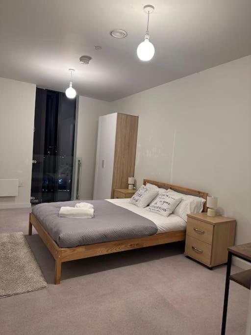 Stylish 2 Bedroom Apartment Manchester Exterior photo